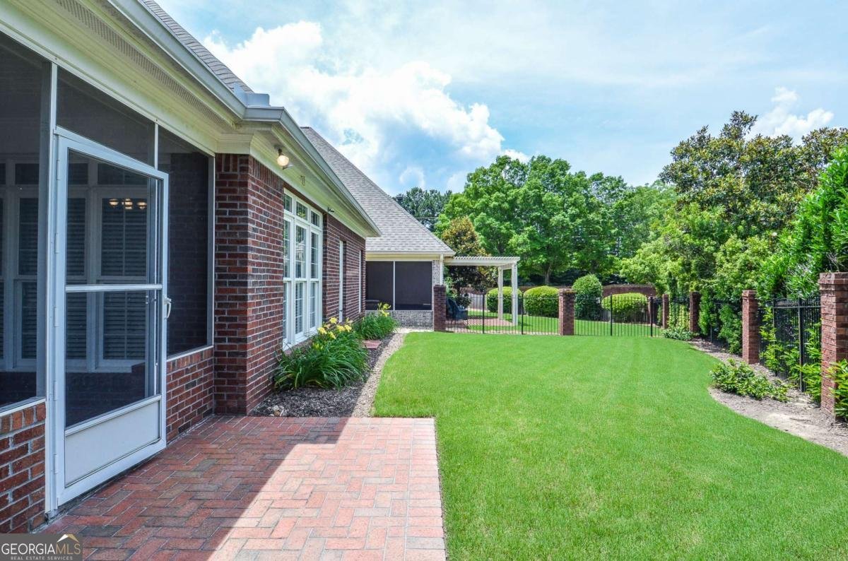 1570 Woodberry Run Drive Snellville - 45