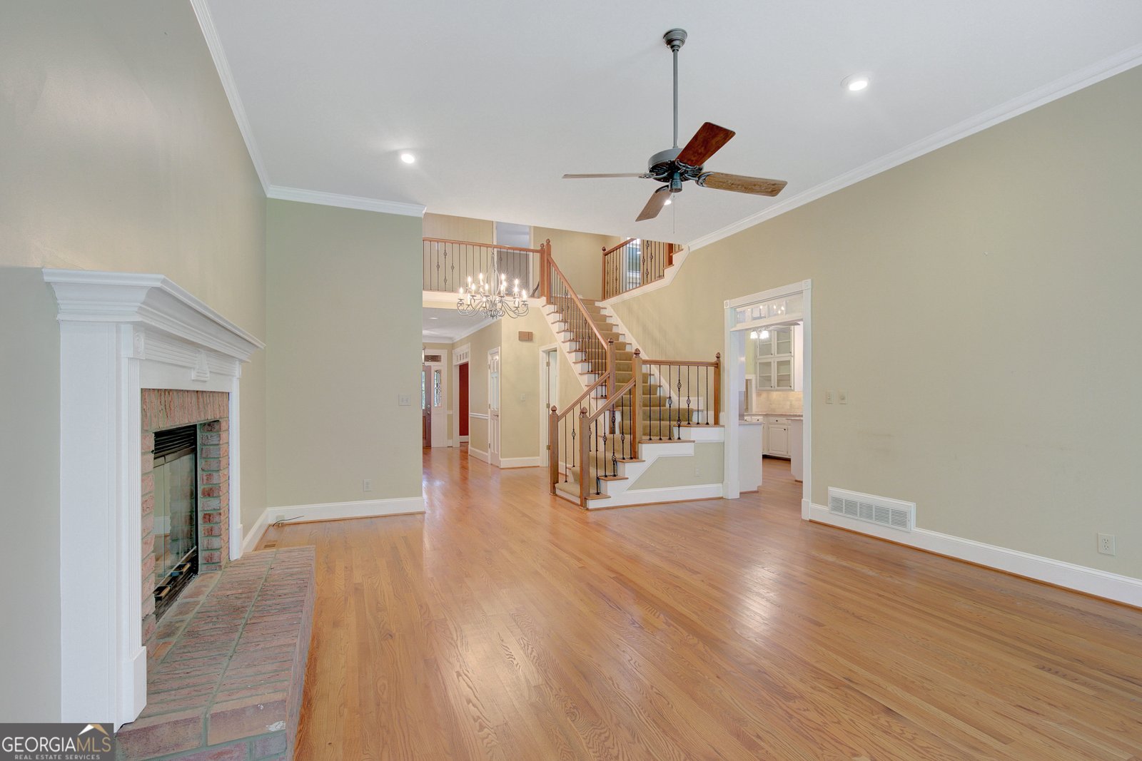 305 SHERWOOD Road Fayetteville - 22