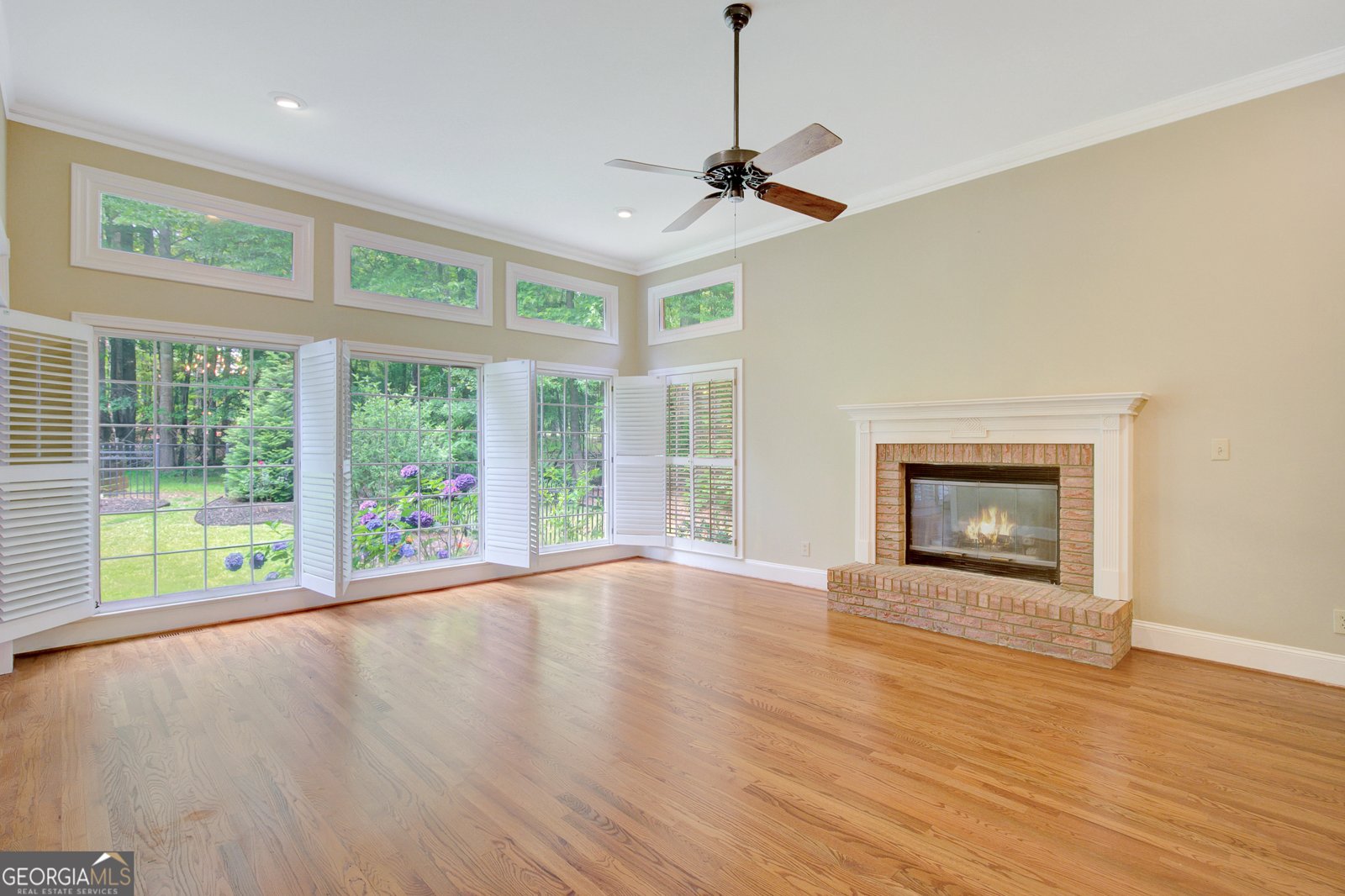 305 SHERWOOD Road Fayetteville - 24