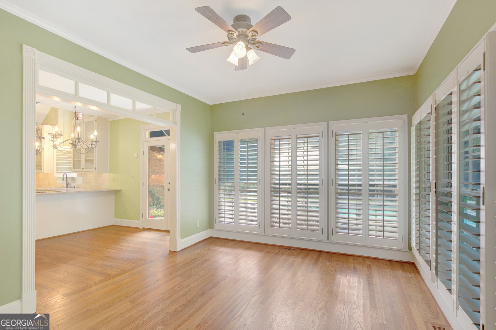 305 SHERWOOD Road Fayetteville - 27