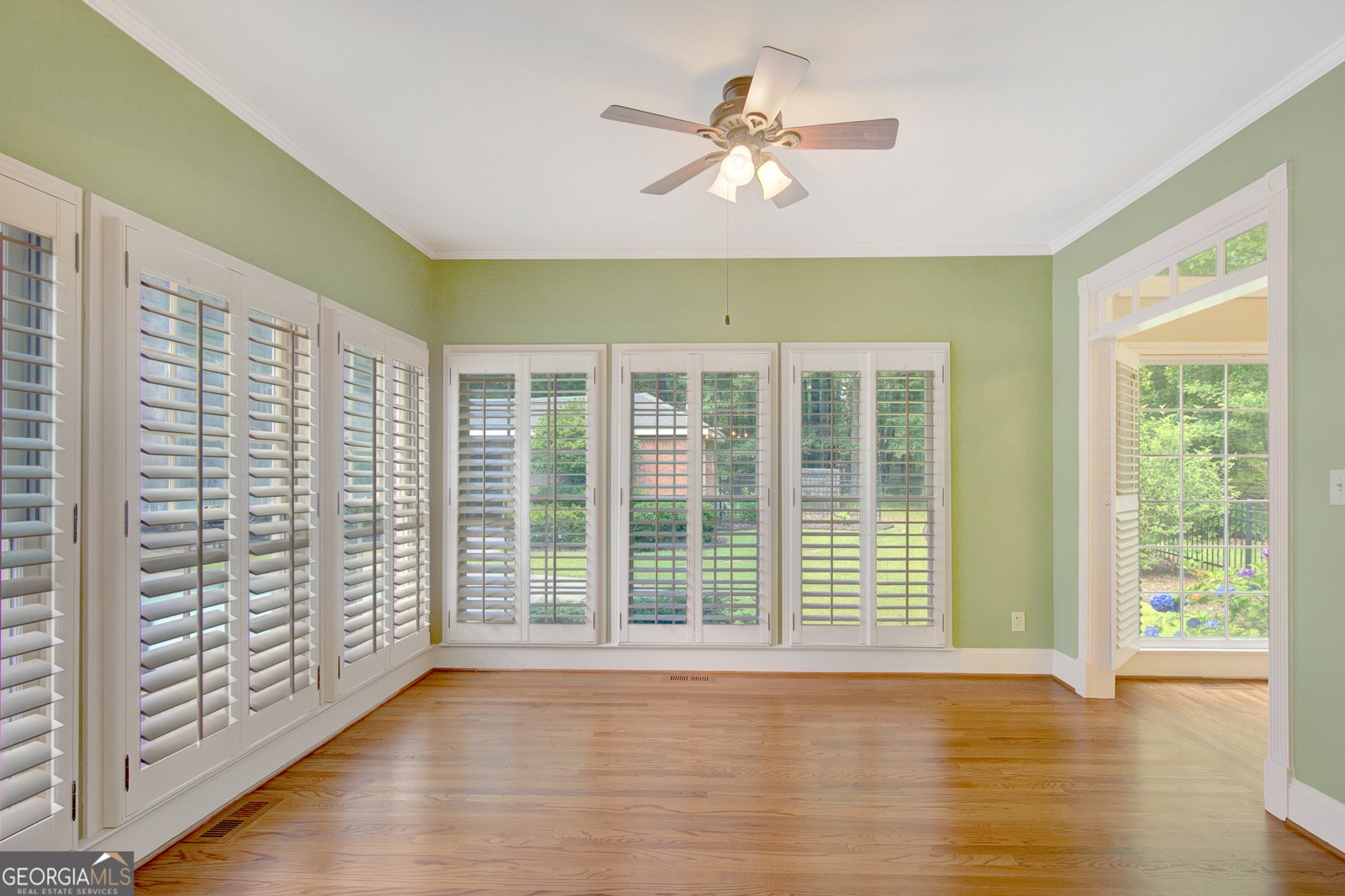 305 SHERWOOD Road Fayetteville - 30