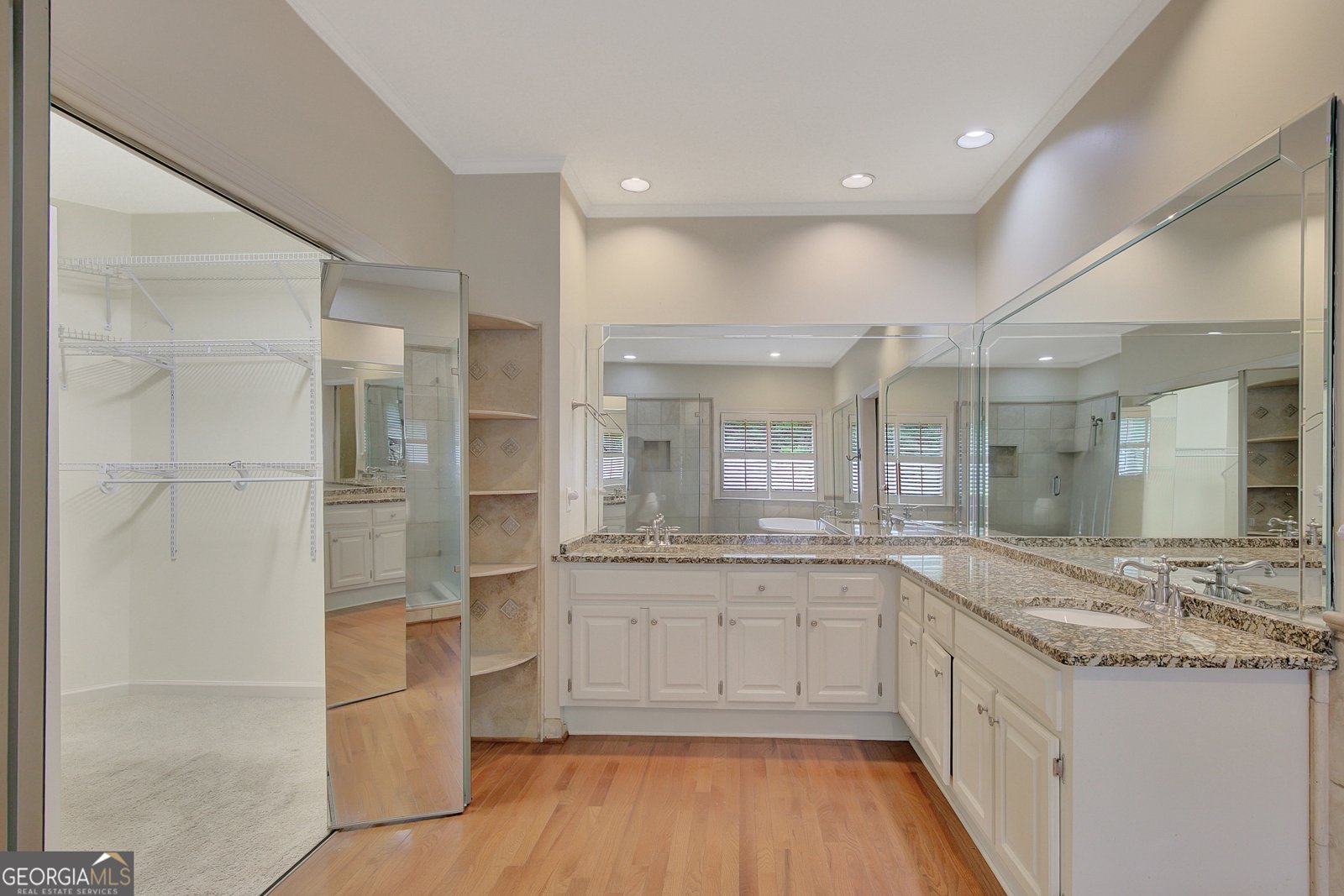 305 SHERWOOD Road Fayetteville - 36