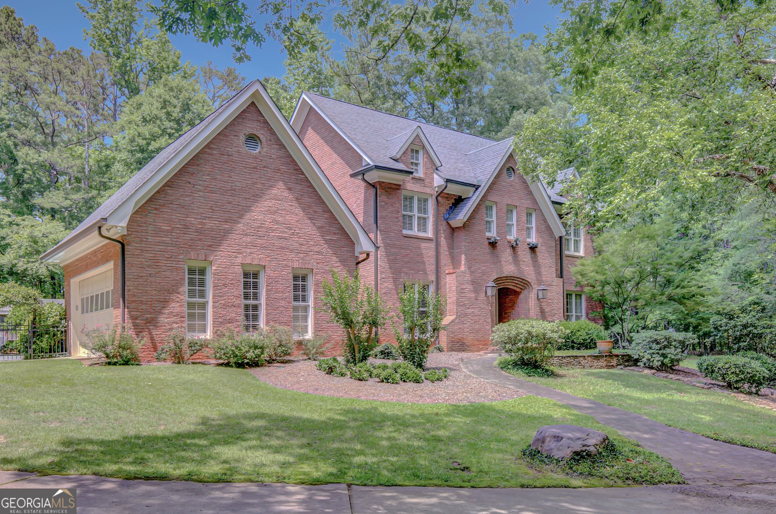 305 SHERWOOD Road Fayetteville - 5