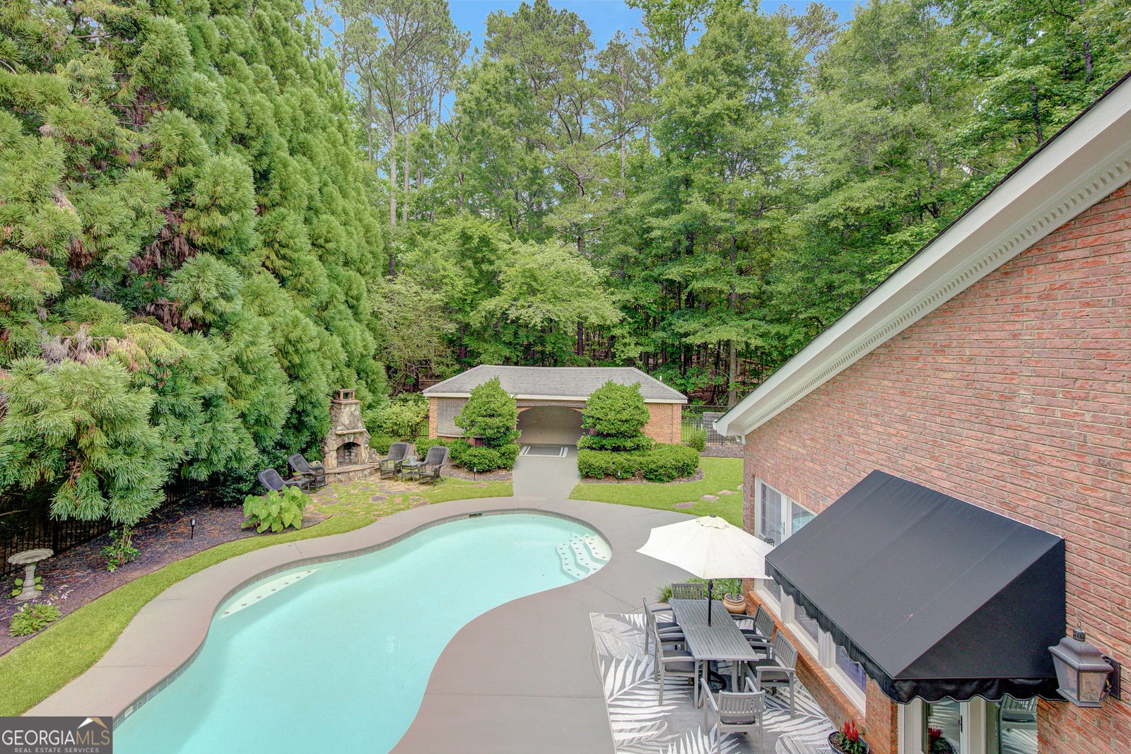 305 SHERWOOD Road Fayetteville - 77
