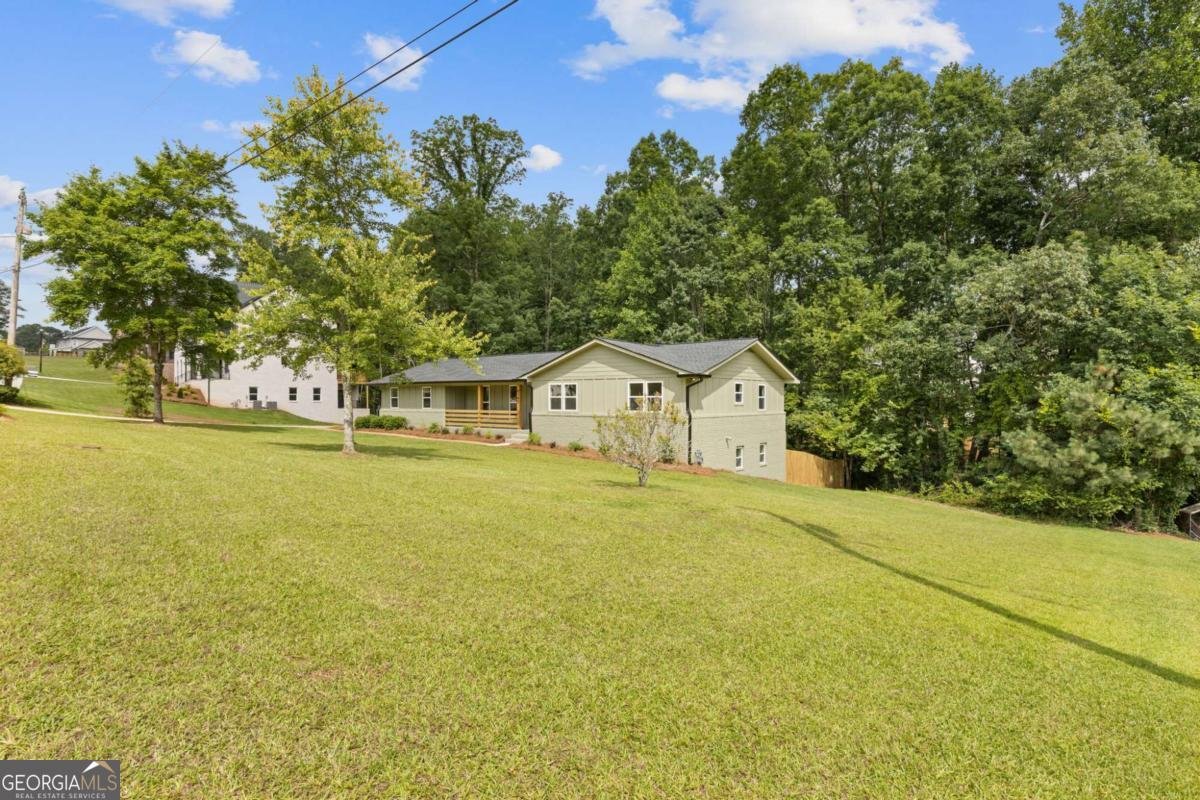 6142 Hutchins Drive Buford - 38