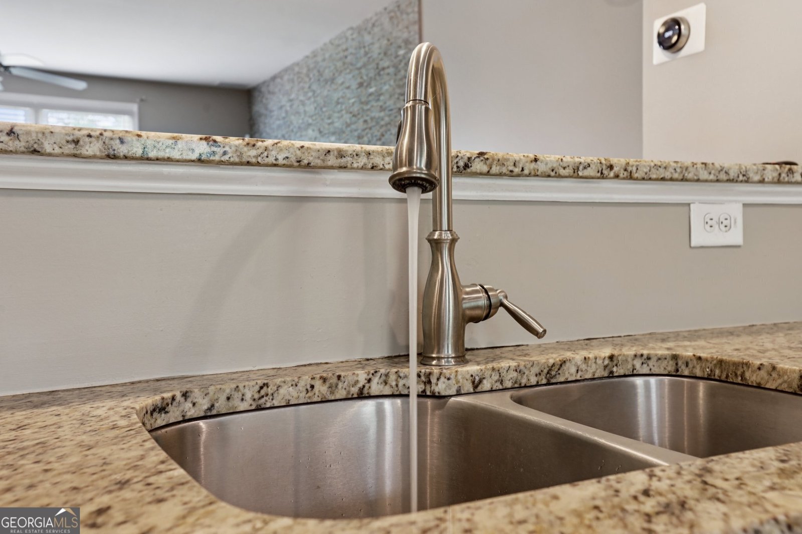 761 Liberty Commons Drive Atlanta - 13