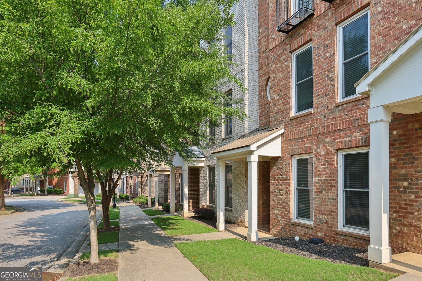 761 Liberty Commons Drive Atlanta - 4