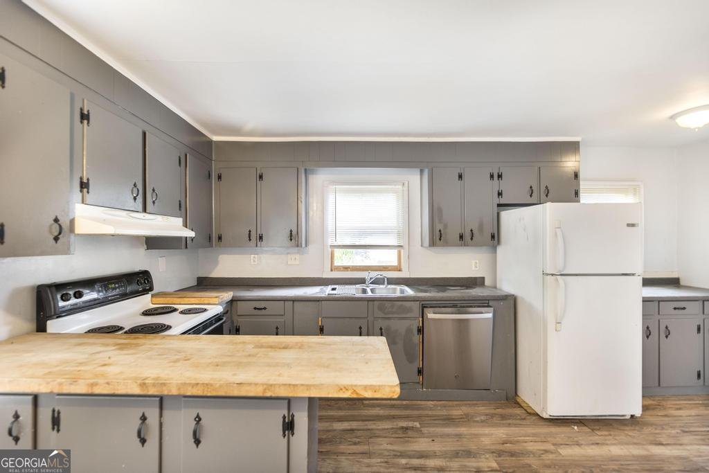 248 Clisby Place Macon - 16