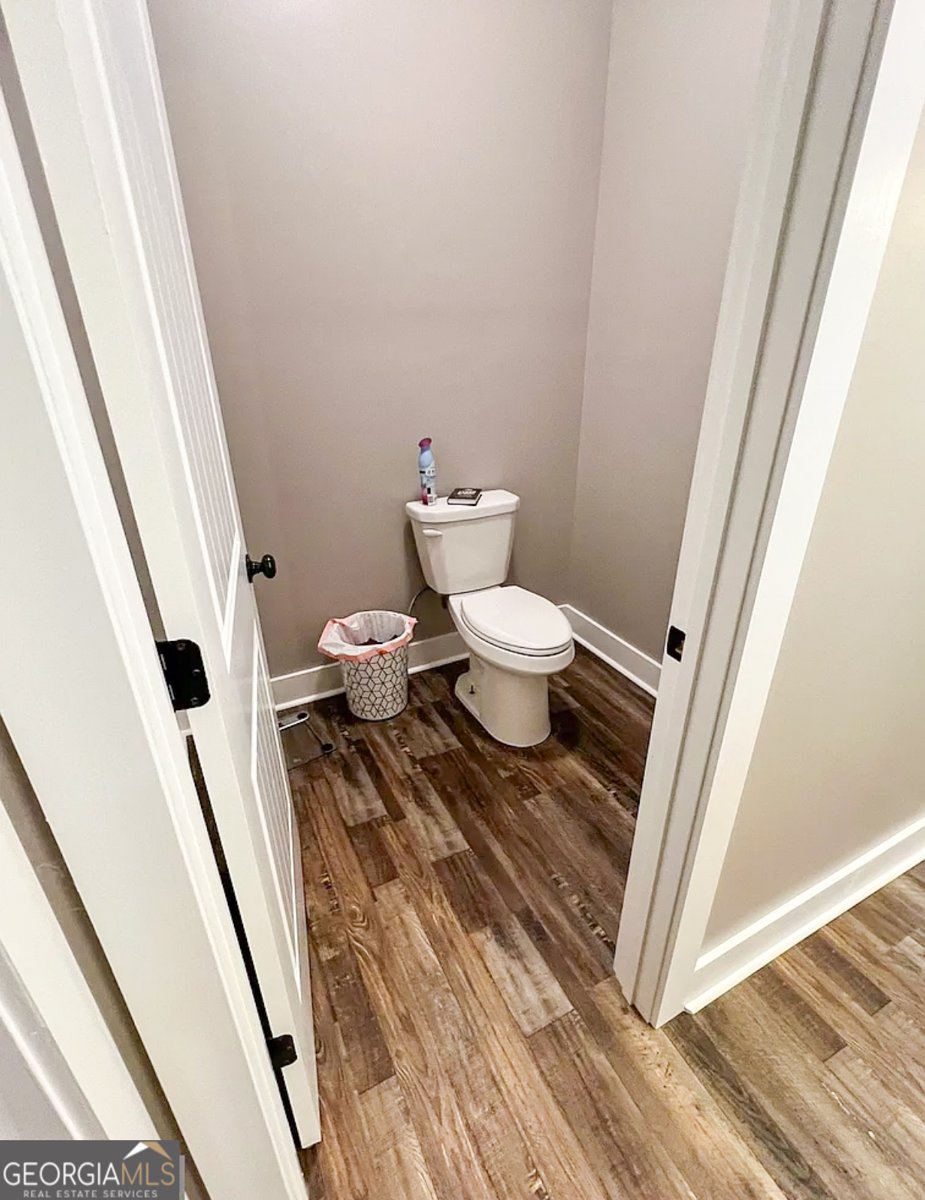 2203 Old Macon Road Montrose - 33