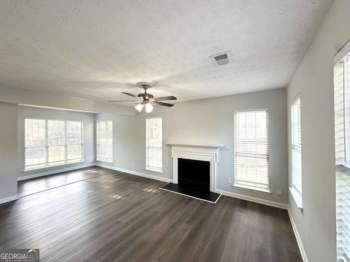 4320 Catalpa Way Ellenwood - 4