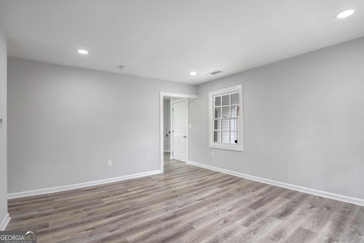 6565 Bussell Way Riverdale - 4