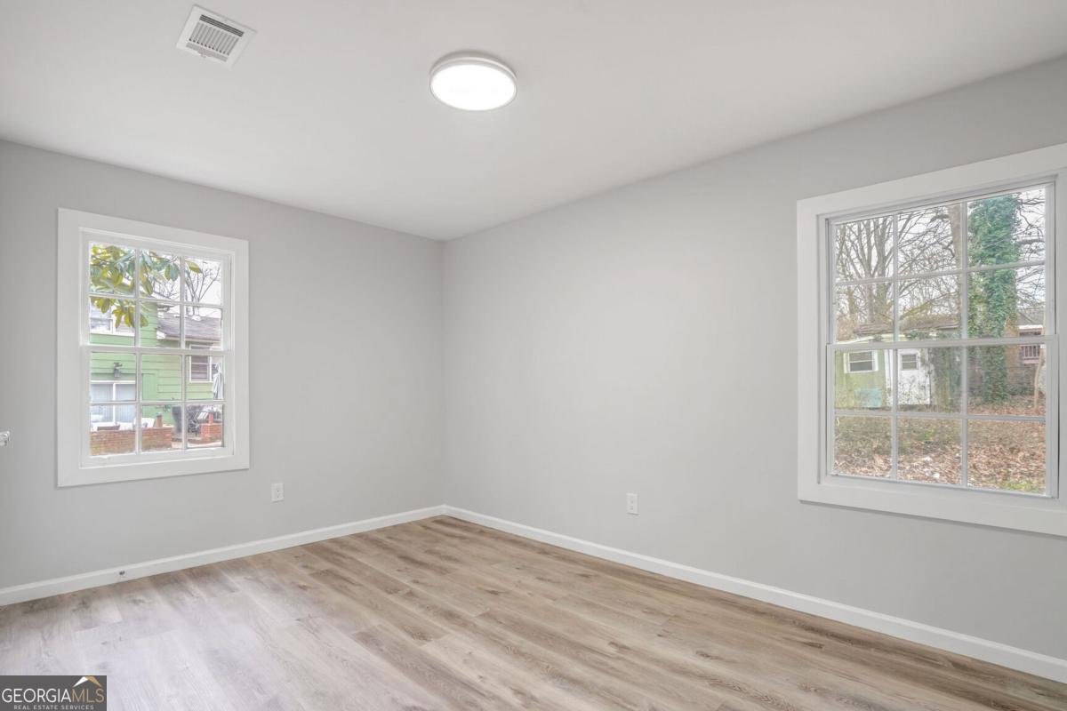 6565 Bussell Way Riverdale - 9