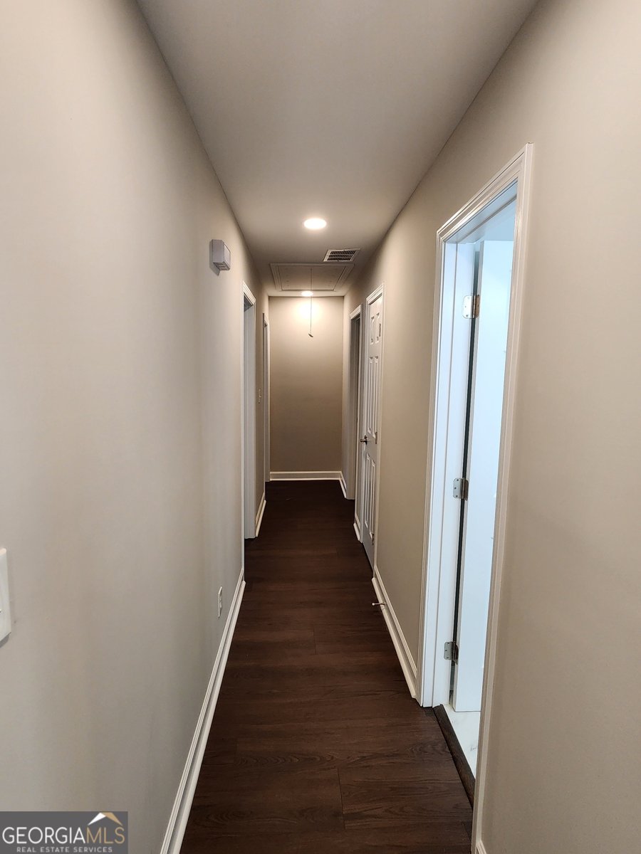 5425 Herndon Boulevard Morrow - 14