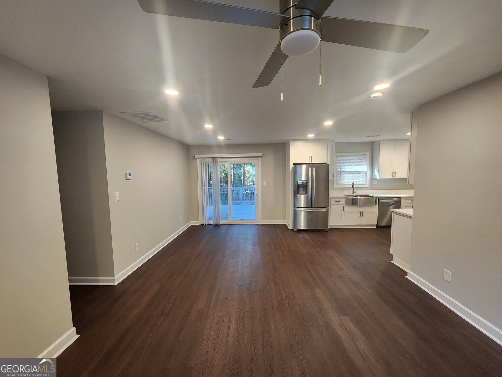 5425 Herndon Boulevard Morrow - 16