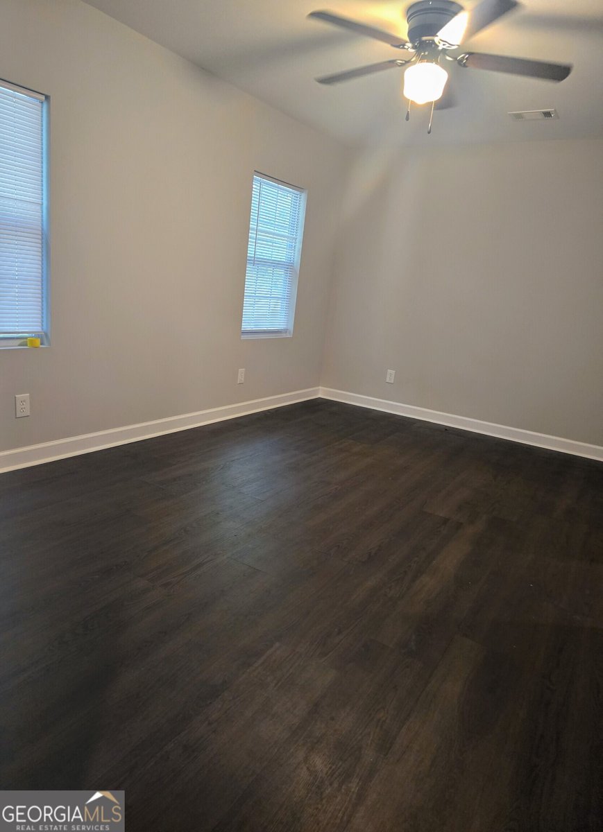 5425 Herndon Boulevard Morrow - 8