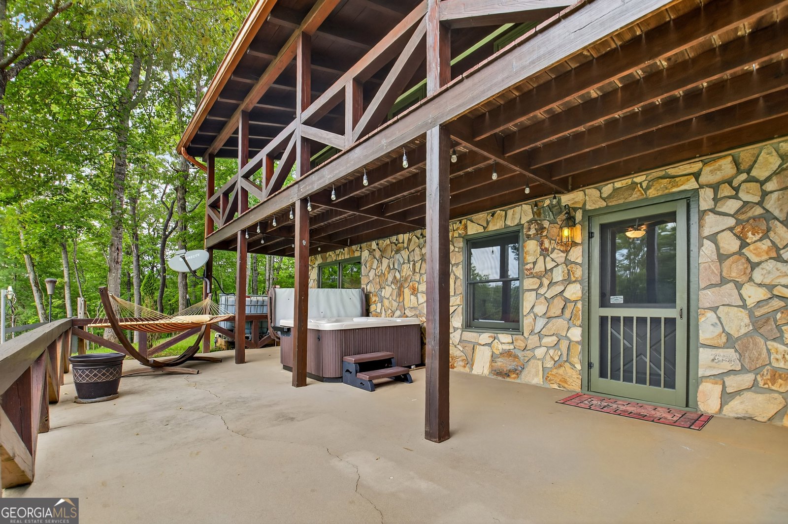 212 Dogpatch Lane Blue Ridge - 37