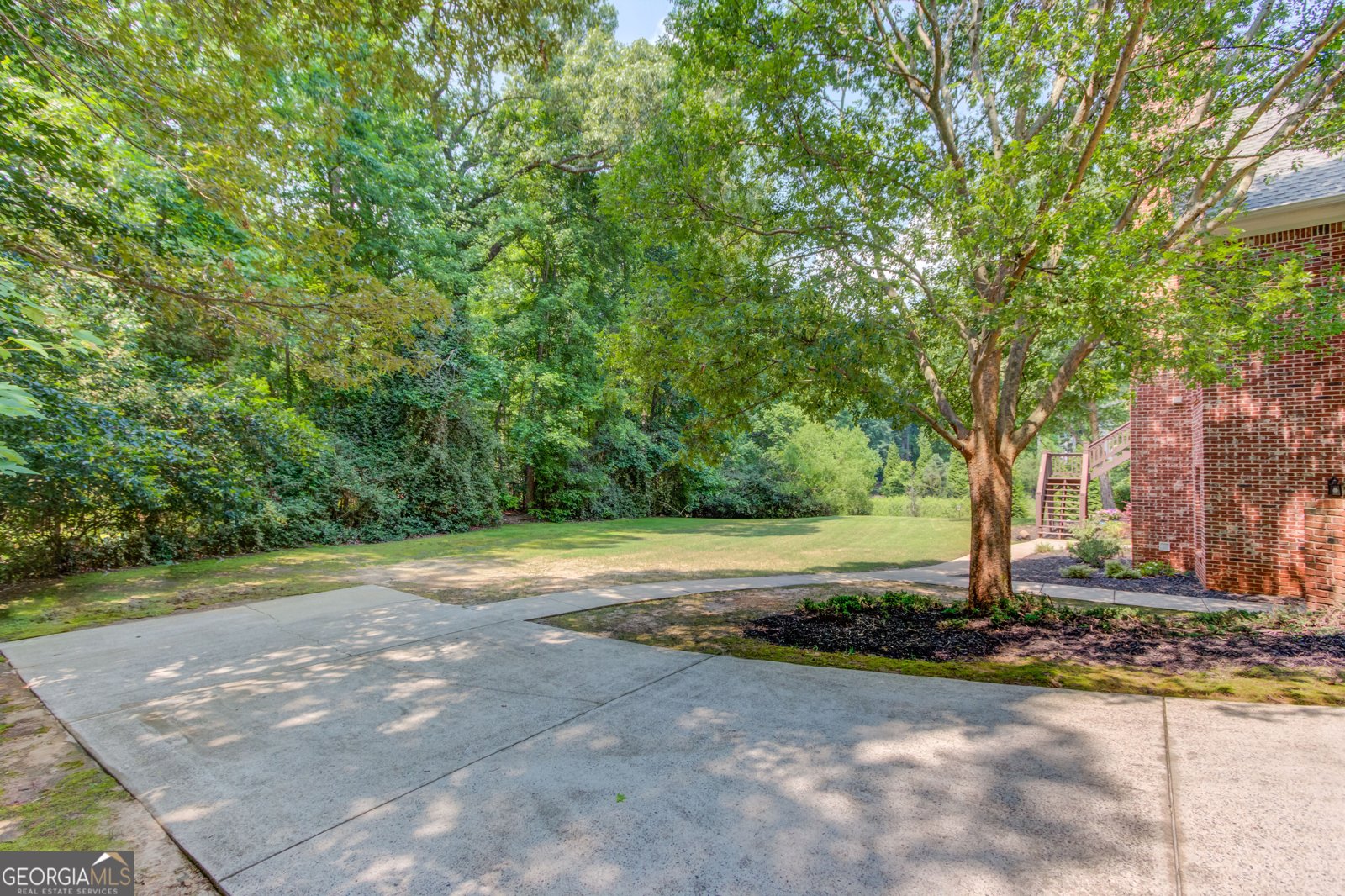 1485 Rolling Links Drive Milton - 14