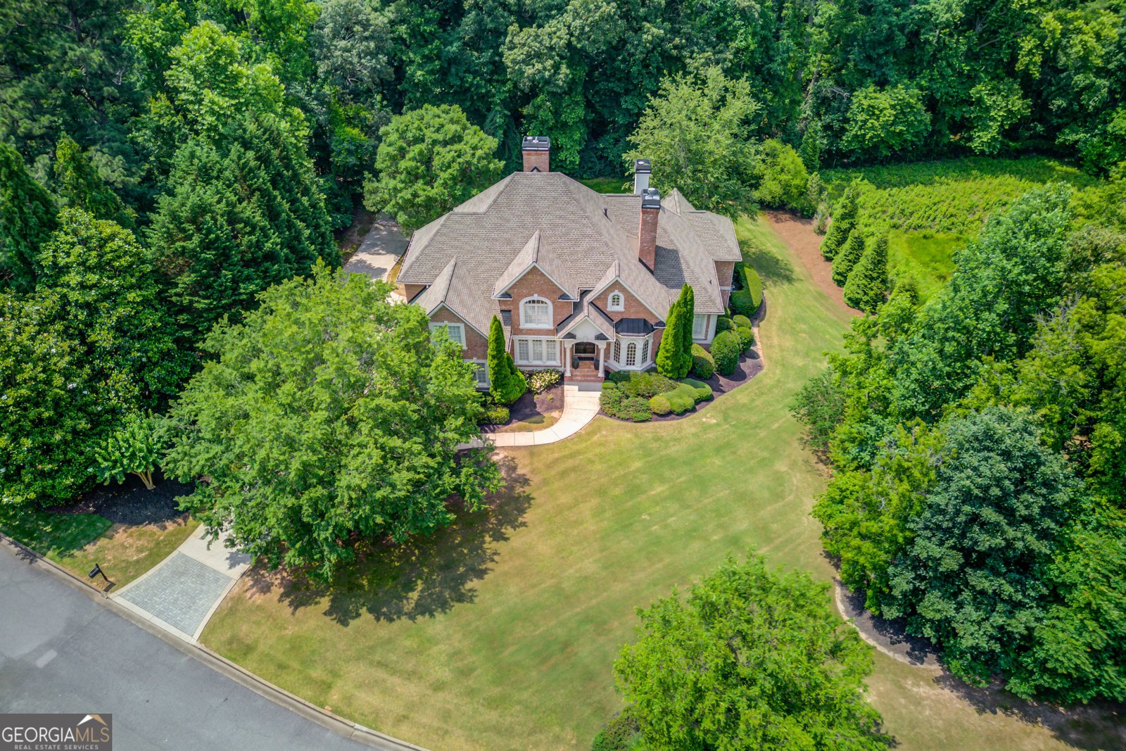1485 Rolling Links Drive Milton - 2