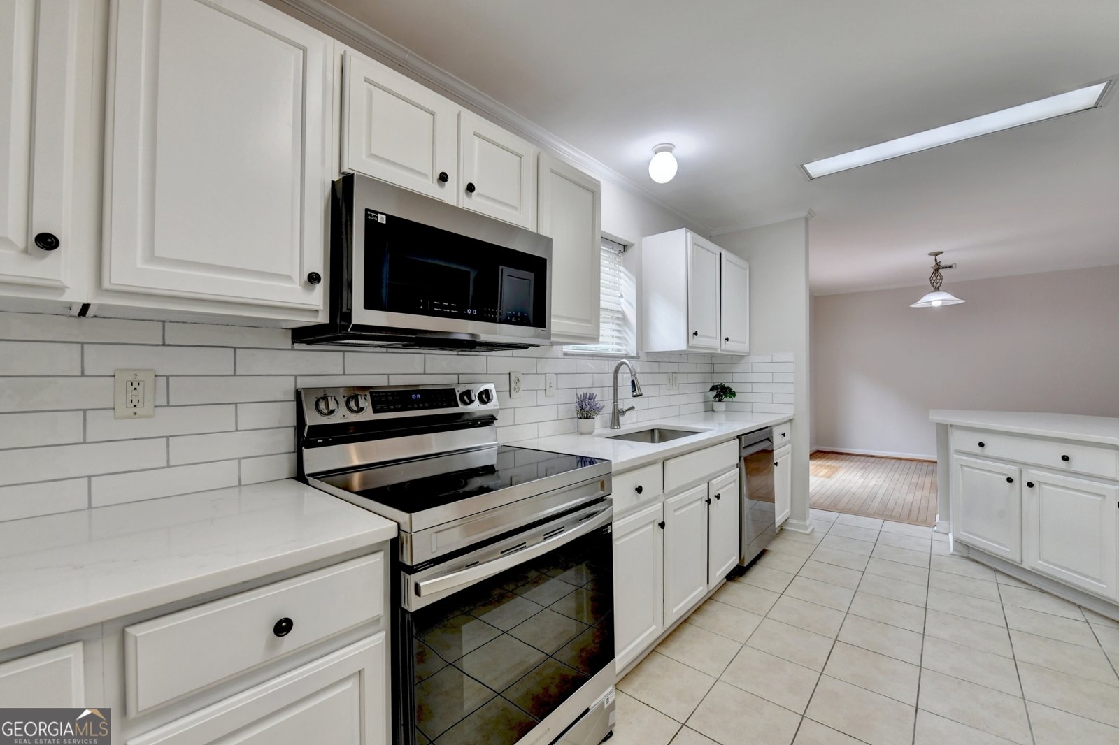 525 Hunnicutt Road Mableton - 22