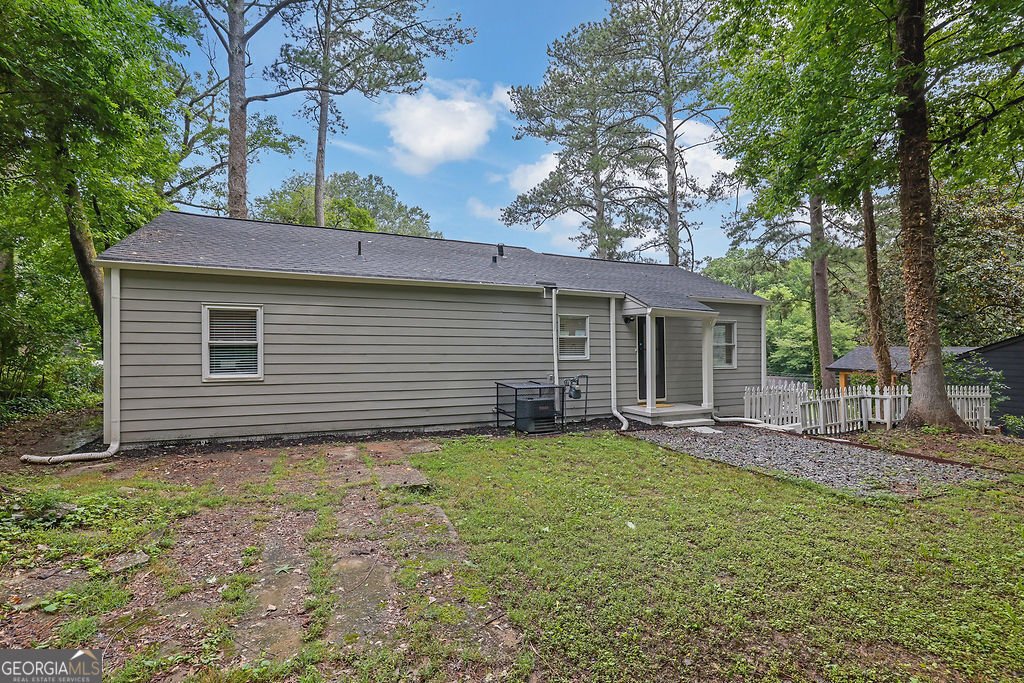 2222 Beecher Circle Atlanta - 31