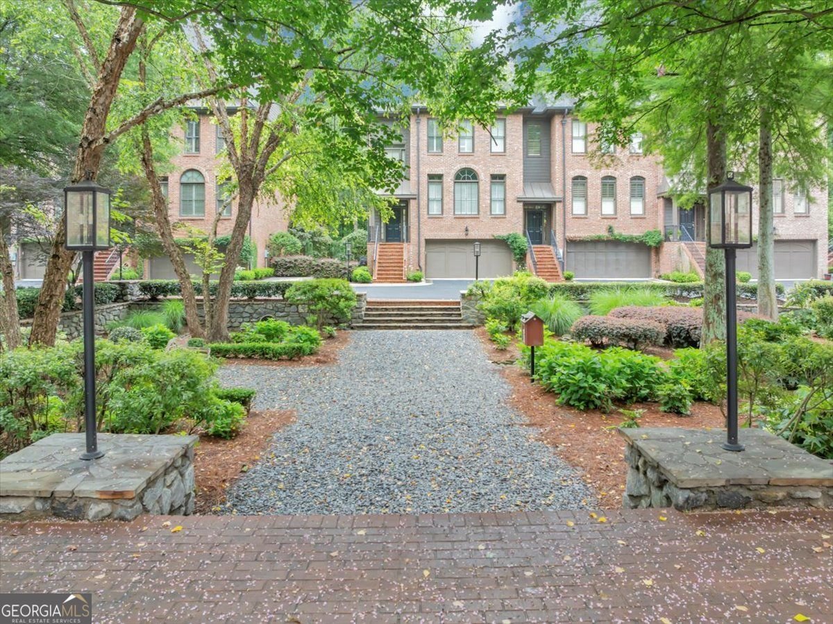4222 Rickenbacker Drive Atlanta - 19