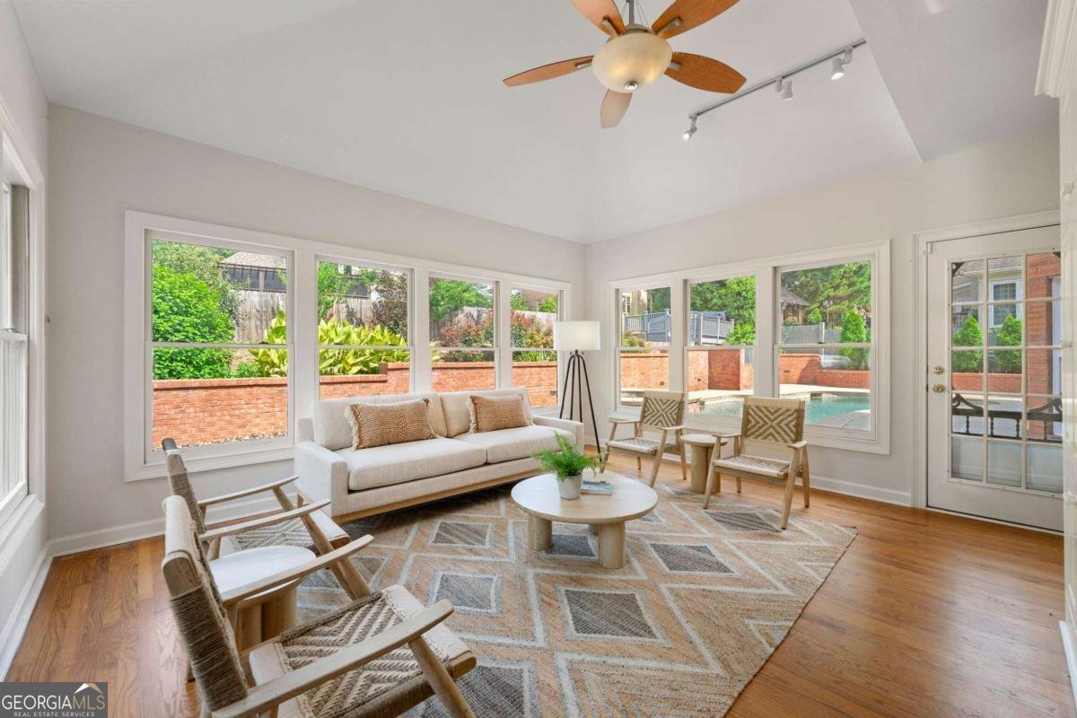 2903 Ashebrooke Drive Marietta - 13