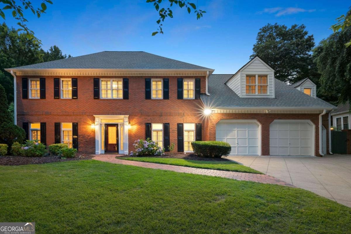 2903 Ashebrooke Drive Marietta - 2