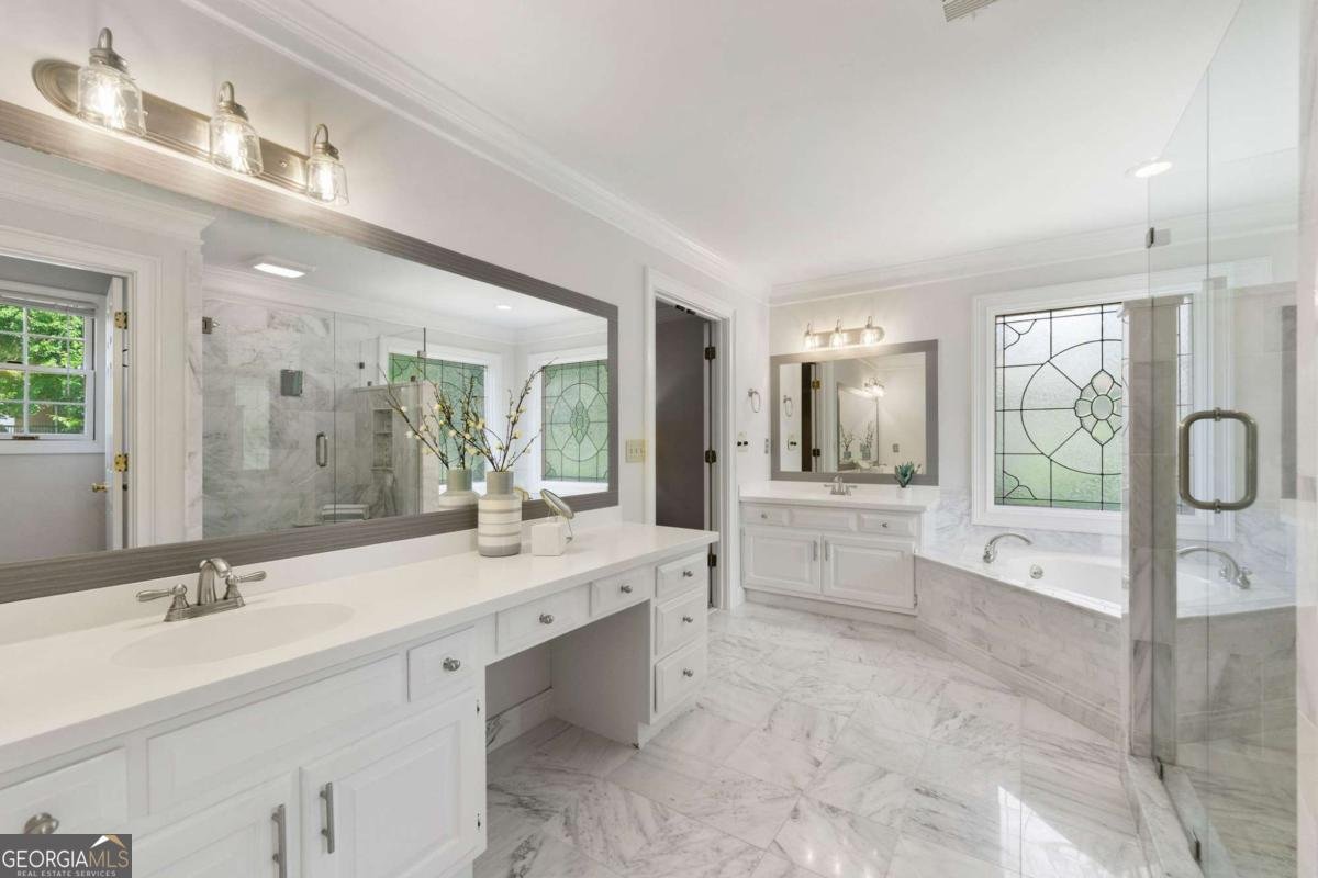 2903 Ashebrooke Drive Marietta - 23