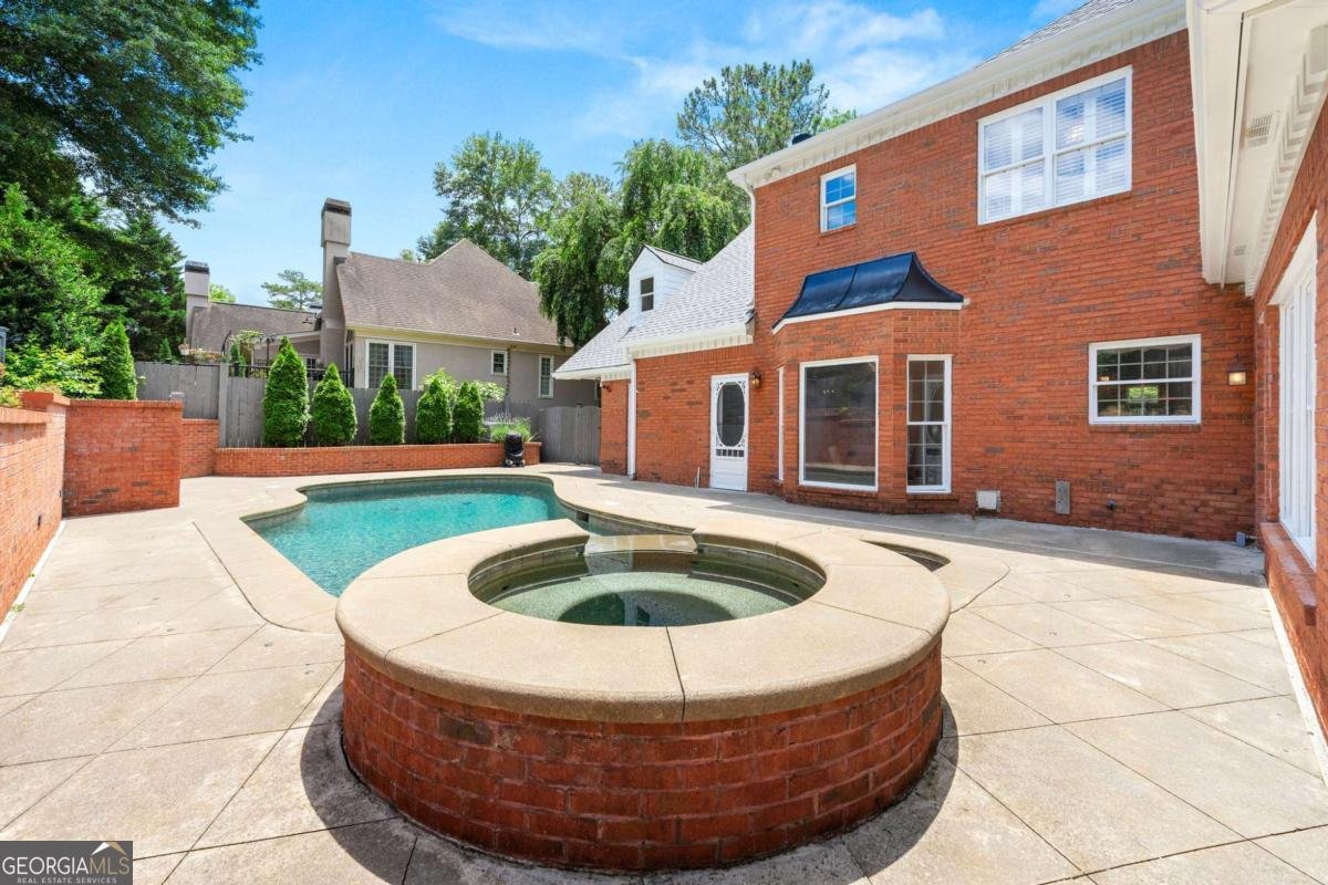 2903 Ashebrooke Drive Marietta - 44