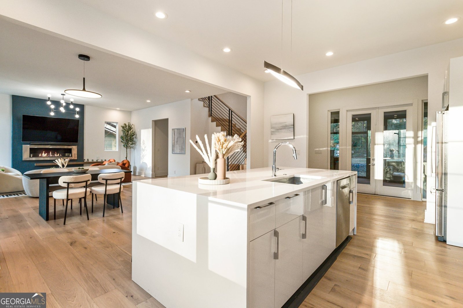 1045 Shepherds Lane Atlanta - 19