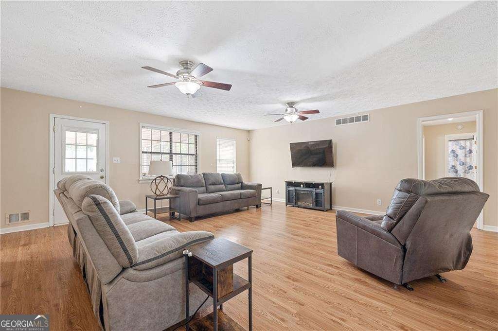 522 Knollwood Drive Stockbridge - 3