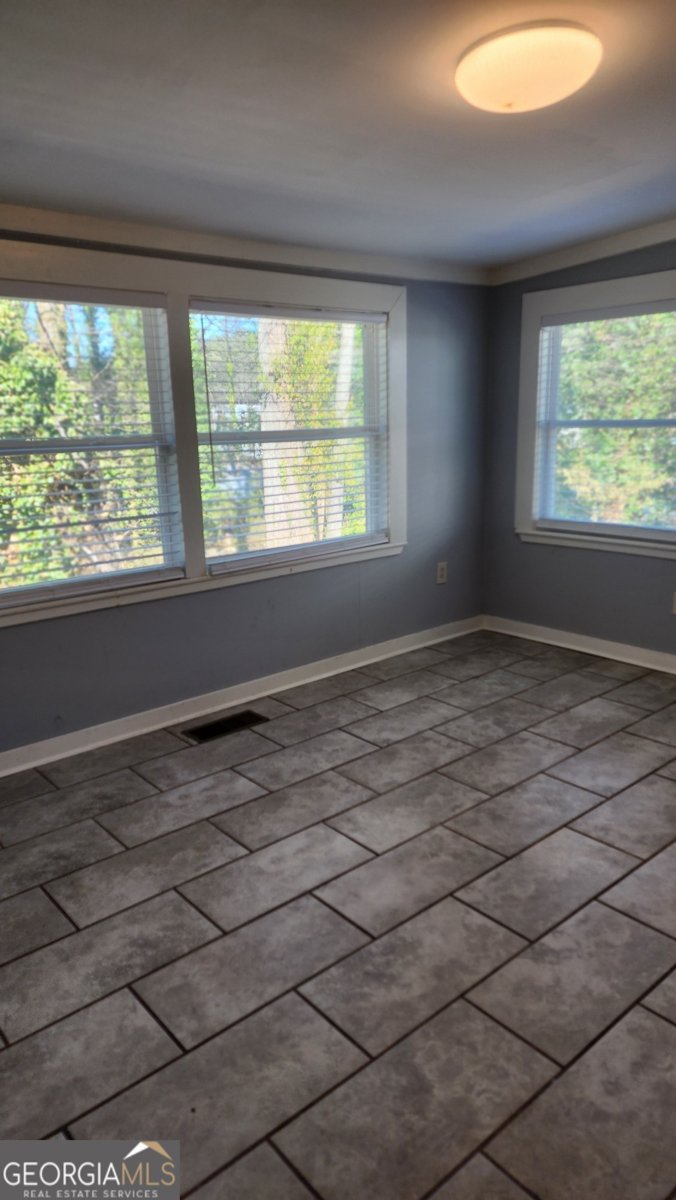615 Cofield Drive Hapeville - 14
