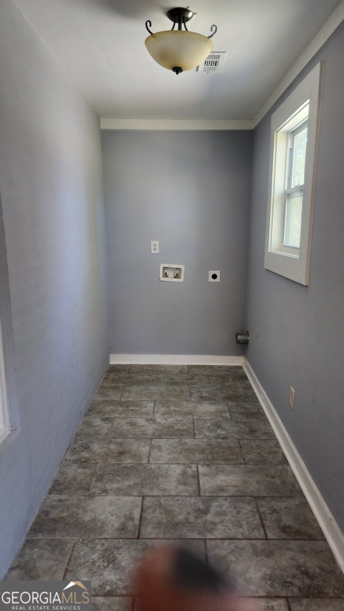 615 Cofield Drive Hapeville - 16