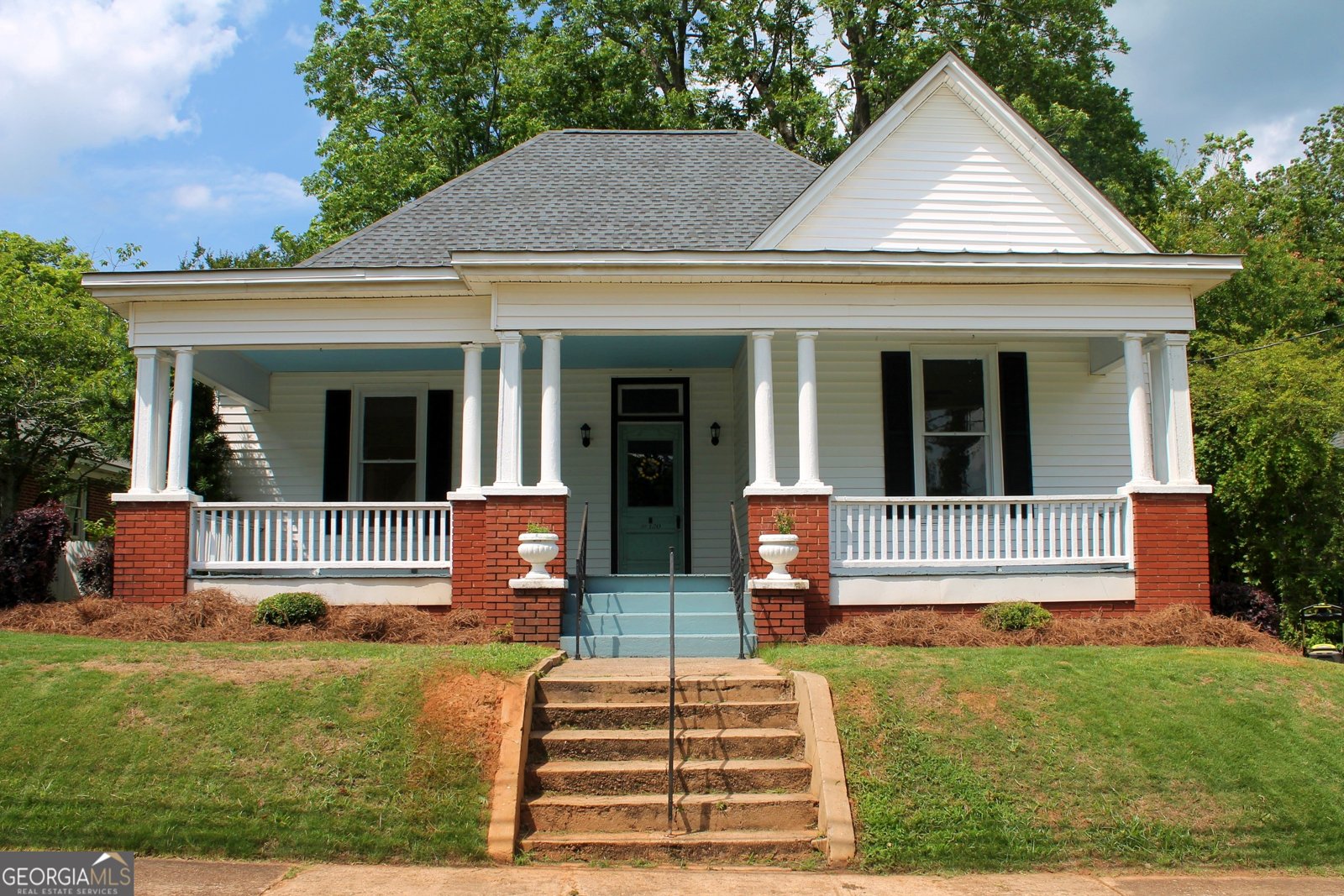 120 Holmes Street Barnesville - 1