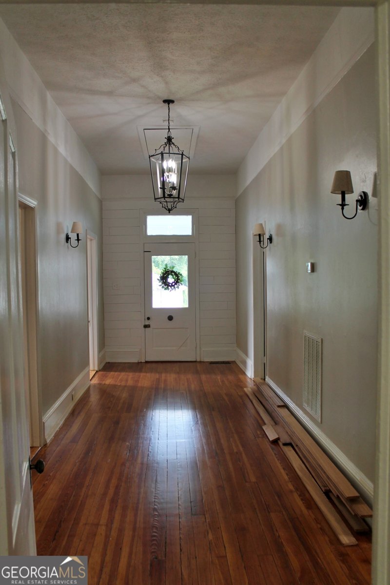 120 Holmes Street Barnesville - 6