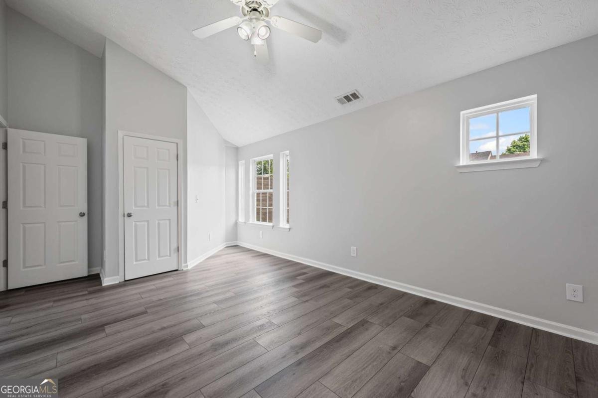 1510 PARAMOUNT Lane Sugar Hill - 16