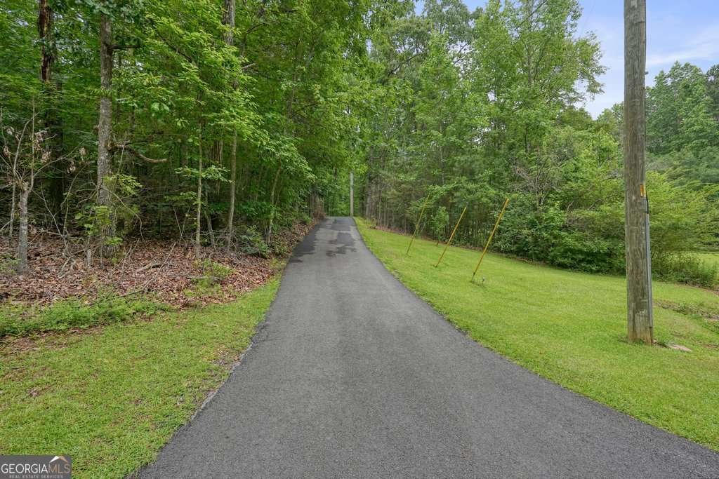 5770 DORSETT SHOALS Road Douglasville - 37