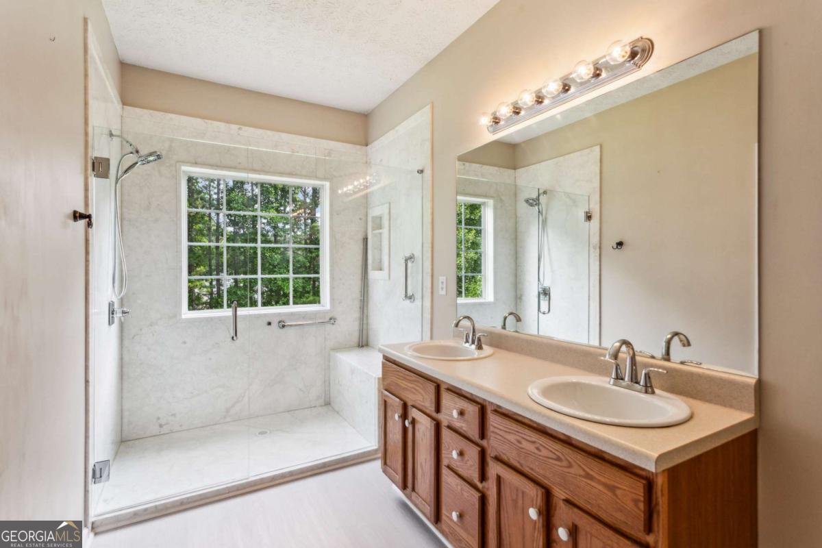 99 Rainwater Lane Dallas - 22