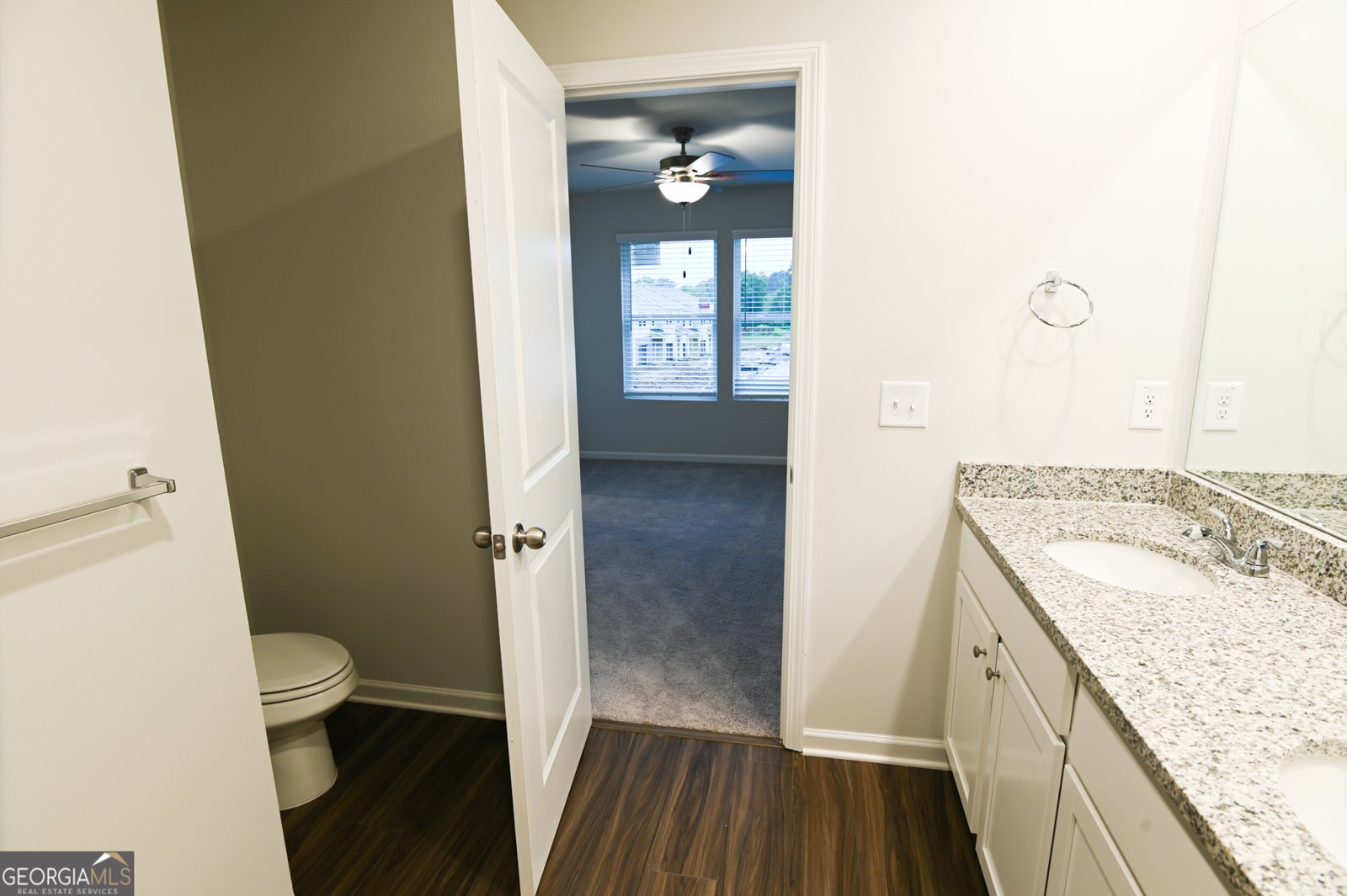 156 Village Green Drive Adairsville - 24