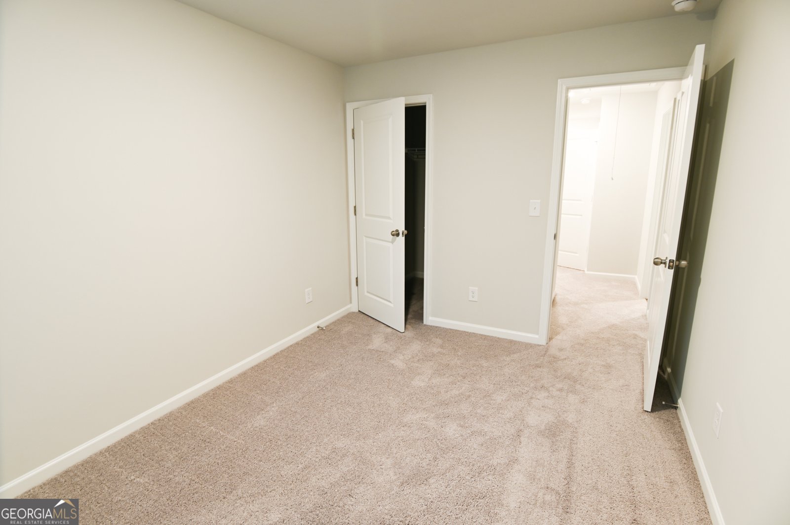 156 Village Green Drive Adairsville - 30