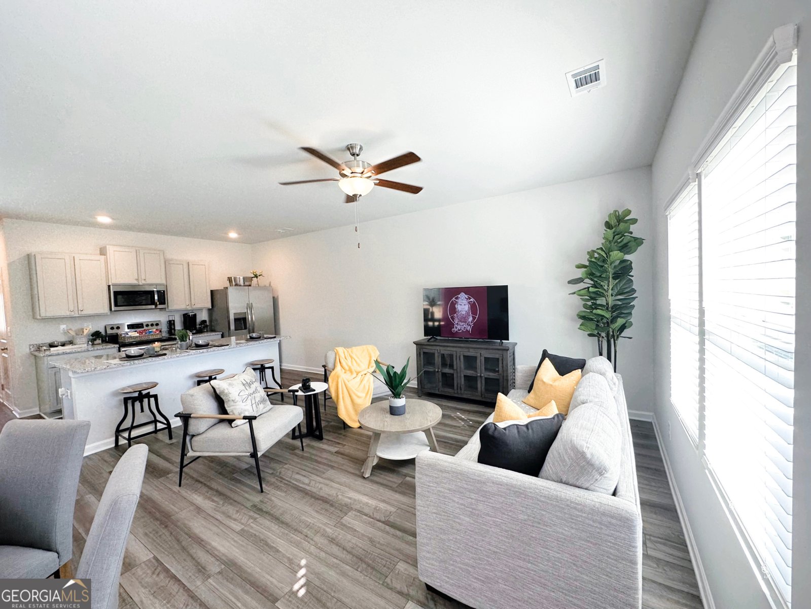 156 Village Green Drive Adairsville - 37