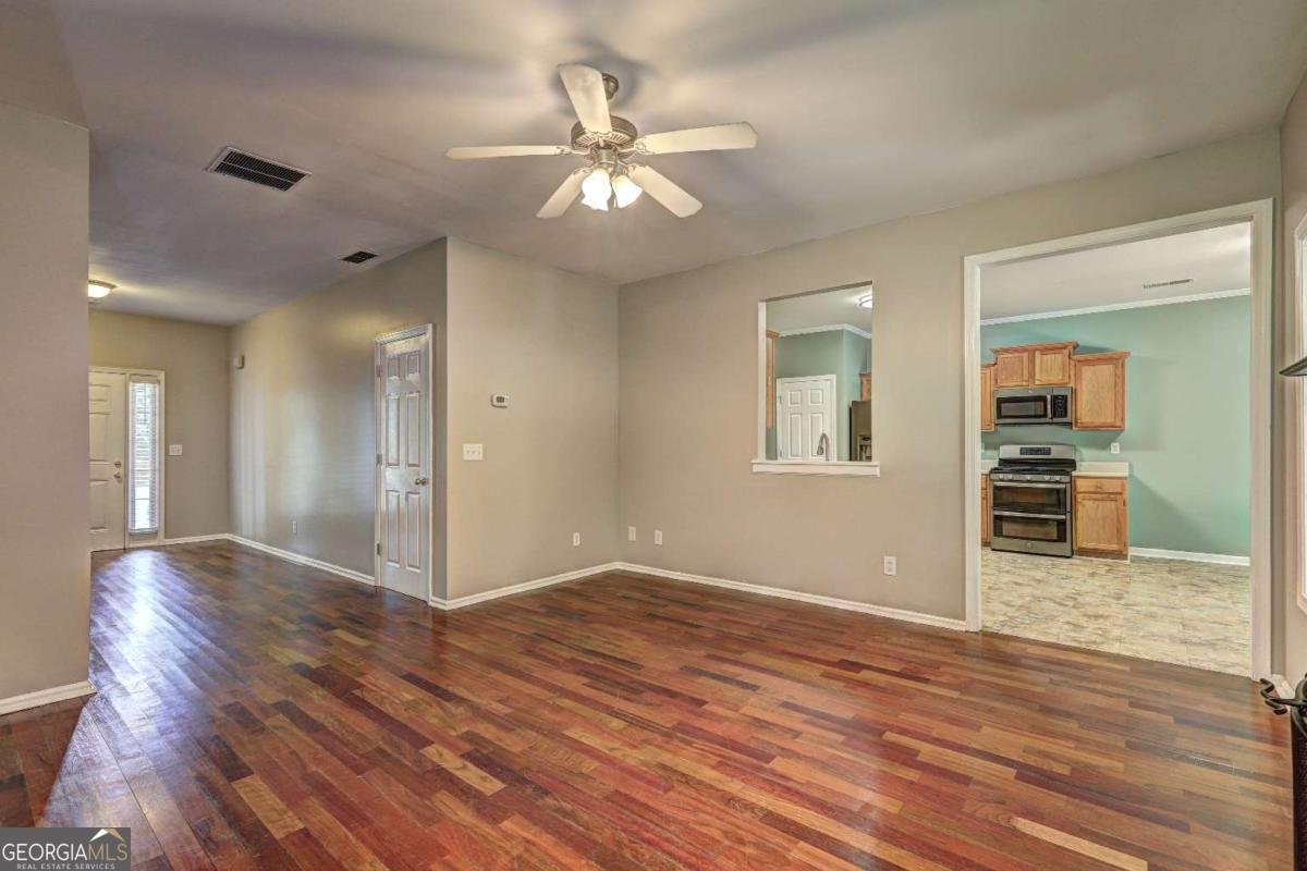112 Lexington Parke Drive Woodstock - 8