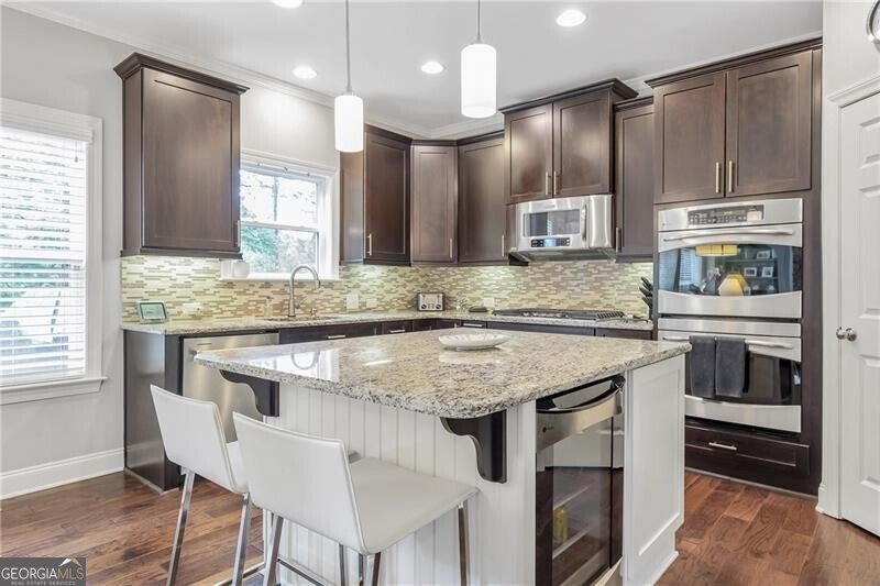 1546 Heritage Pass Milton - 3