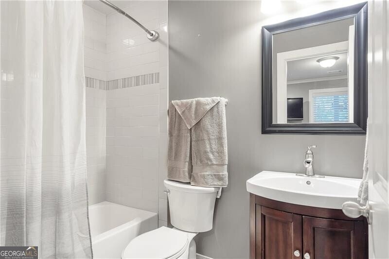 1546 Heritage Pass Milton - 35