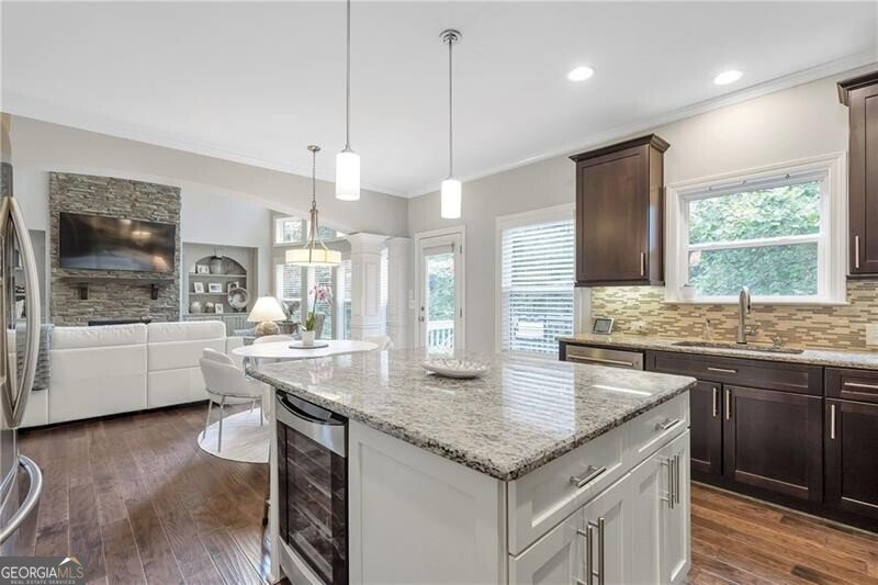 1546 Heritage Pass Milton - 5