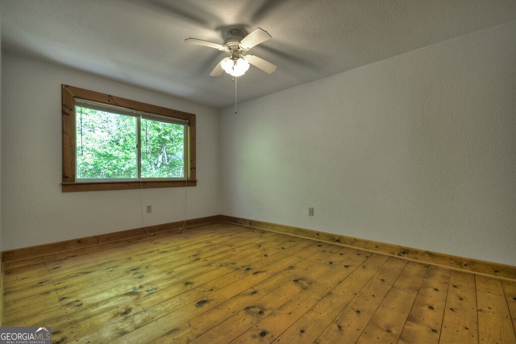 102 Captains Cove Blairsville - 40