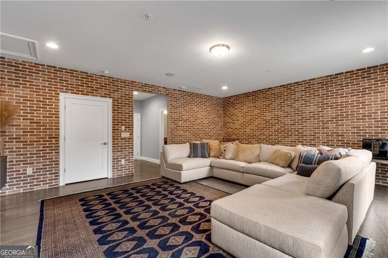 6445 Lucent Lane Atlanta - 33