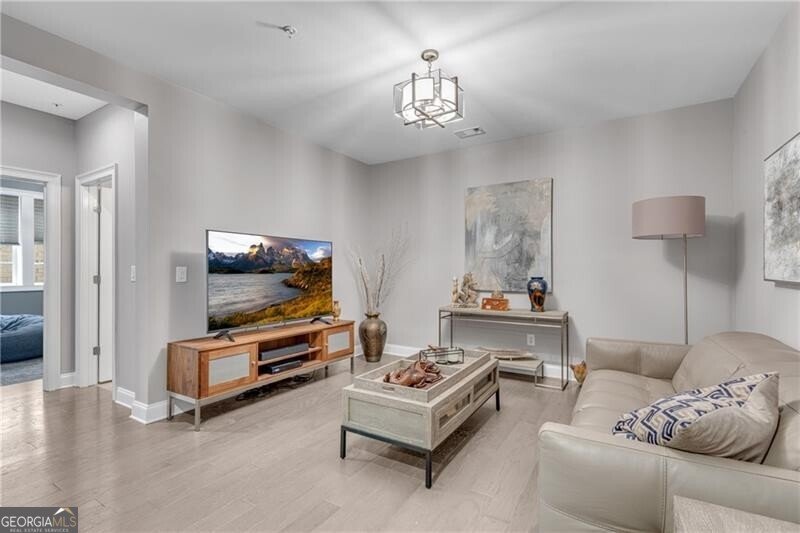 6445 Lucent Lane Atlanta - 38