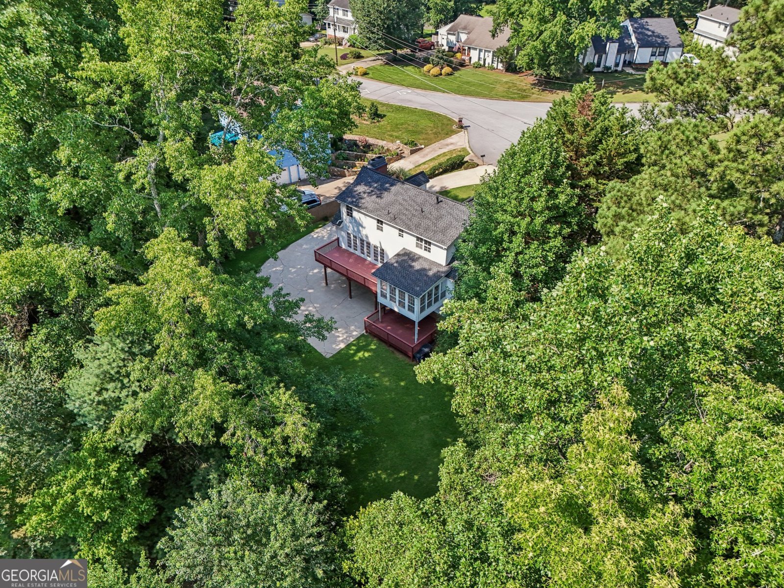 6841 Fairway Ridge Drive Douglasville - 35