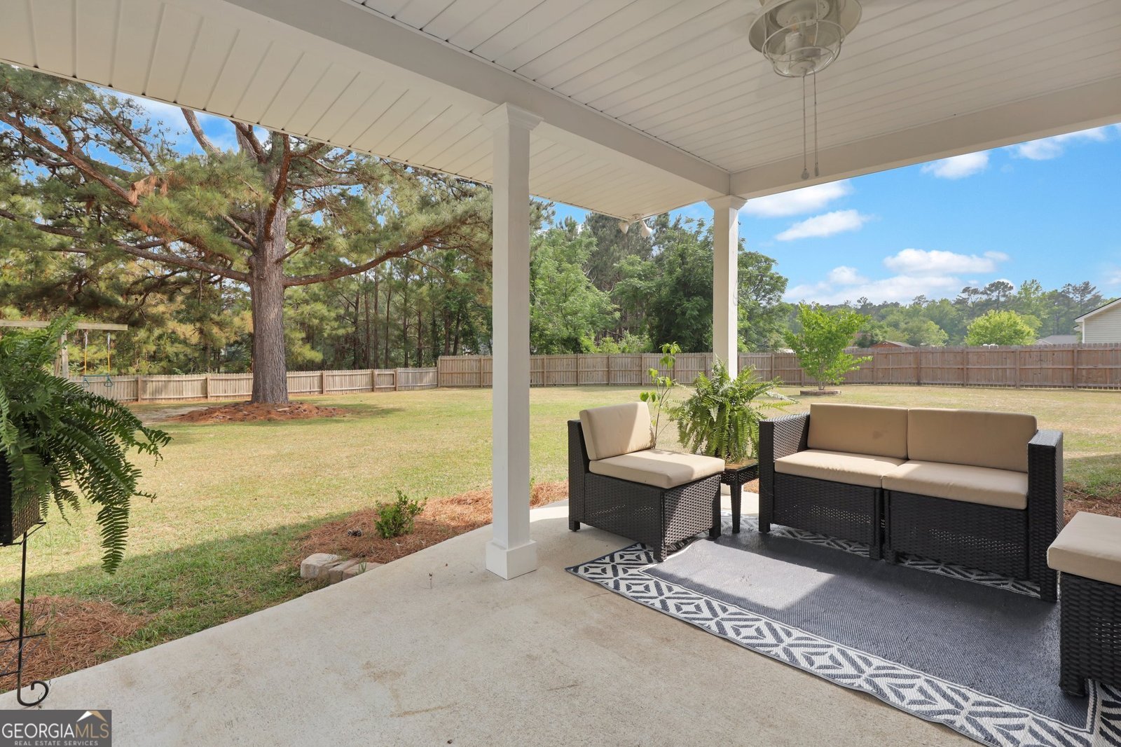 604 Hampstead Avenue Statesboro - 24